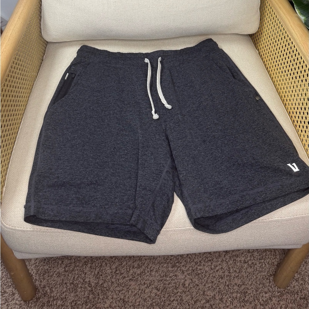Vuori Ponto Performance Short 7" Size small